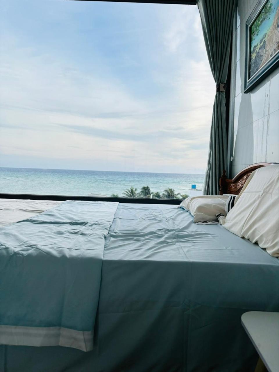 Khach San Hoang Phu Dao Phu Quy Hotell Cu Lao Thu Exteriör bild